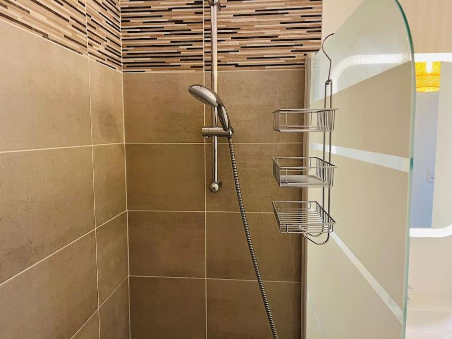 Apartament Harmonieux/Bezannes/Pkg Prive Zewnętrze zdjęcie