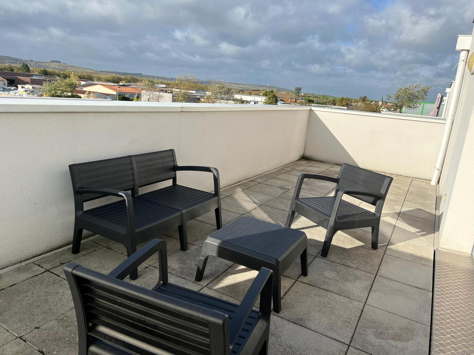 Apartament Harmonieux/Bezannes/Pkg Prive Zewnętrze zdjęcie